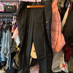 Nike Women’s Cargo Pants